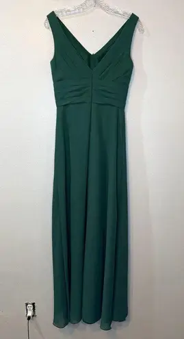 Azazie Size 4 Formal Dress Maxi A Line Empire Pleated Waist V Neck & Back Green