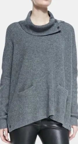 Vince. oversized wool yak grey turtleneck sweater size Medium Gray