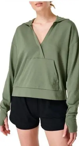 Sweaty Betty  After Class Relaxed Cropped Hoodie in Heath Green Size XS