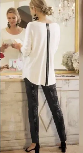 Soft Surroundings  Leggings Black with Shimmery Print Twilight Floral