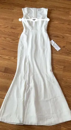 Dress the Population Sandra Plunge Crepe Trumpet Gown off white size Xxs