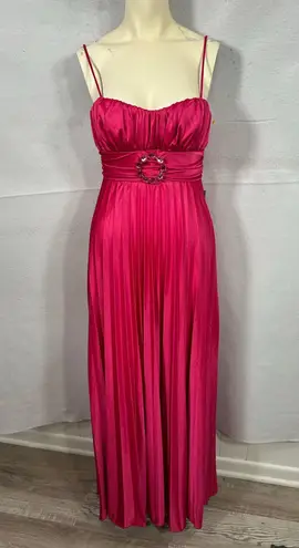 Mom Dad & Me Magenta Belted Empire Waist Maxi Pleated Evening Gown. Size M. NWT Pink Size M