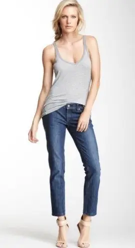 DL1961 Jo Boyfriend Twister Distressed, Low Rise Jeans. Size 25.