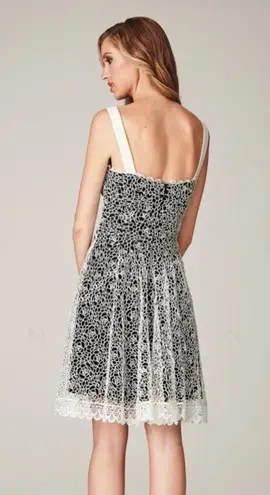 Mignonne Gavigan Anthropologie MIGNON black white lace short party dress size 8