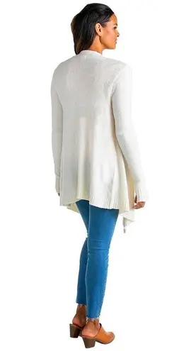 NWT Softies Cozy Cloud Cardigan with Bracelet Thumb Holes Size M/ Cream / Ivory White Size M