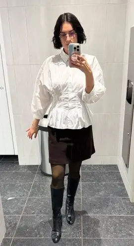 Natori White Cotton Blend Collared Front Button Techno Poplin Top Size 8