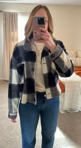 Ashley Outerwear Cropped Plaid Flannel Jacket