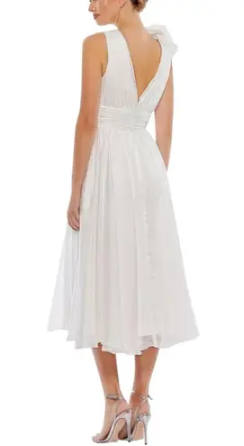 Mac Duggal White Plunging V Neck Ruffled A-Line Cocktail Midi Dress size 2 NWT