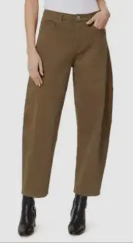 Habitual NWT Evie Barrel Leg Women's Corduroy Pants in Brown sz. 26