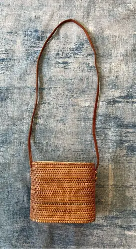 Wicker Cinch Top Shoulder Crossbody Bag
