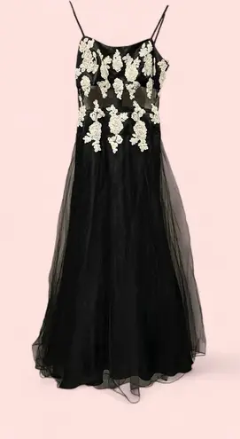 Vintage 90’s ultimate fairy whimsigoth queen mesh beaded floral tulle maxi gown Black