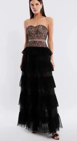 BCBGMAXAZRIA strapless tulle gown