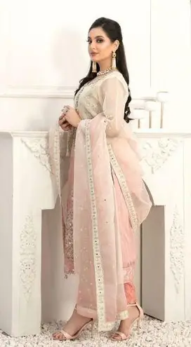 New pakistani indian Designer 3pc suit Multiple Size L