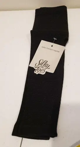 NWT Silky Toes Socks/Leggings Black