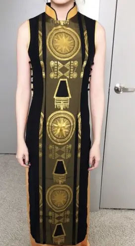 Vietnamese Sleeveless Chic Ao Dai Gold Black Top