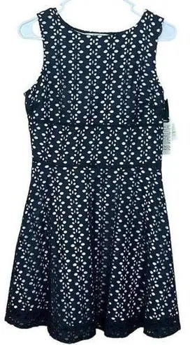 BB Dakota  Size 6 Black Eyelet Fit and Flare Dress Sleeveless Fully Lined NWT