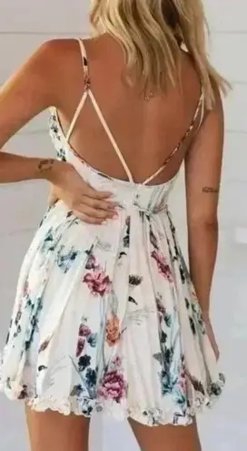 🆕Floral Spaghetti Straps Mini Dress L🆕 Multi Size L