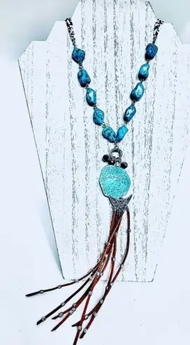 Shyanne WOMEN'S TURQUOISE COLORED BEADED PENDANT CHARM NECKLACE