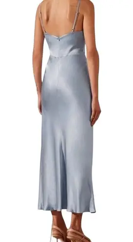 - NWT Shona Joy Angelica Keyhole Lace Midi Dress In Powder Blue Sz 6