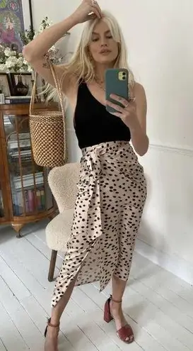 Phoenix & Feather (SilkFred) 10 Tan Leopard Print Skirt