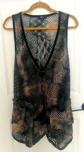 Lily by Firmiana Ombré Crochet Boho Vest Button Front Pockets Handkerchief Hem Black Size L