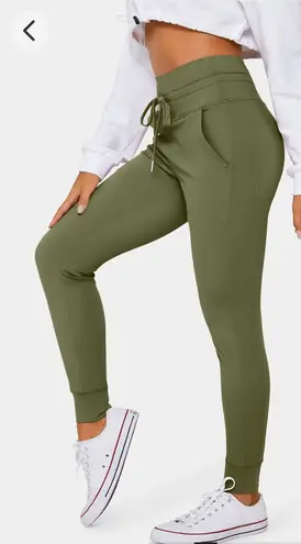 Halara Cloudful Air High Waisted Joggers