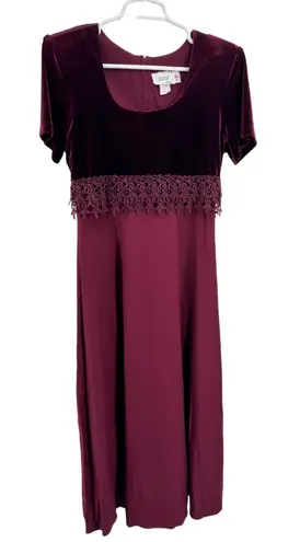 Elegant Burgundy velvet top lace detail 90s vintage tie back Dress 7 Y2K holiday Red Size undefined