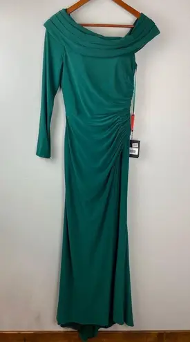Mac Duggal Emerald Ruched Jersey Drop Shoulder Foldover Gown Size 2 $358 26570