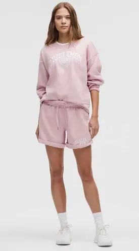 $88 New Lululemon Scuba Oversized Mid Rise Short