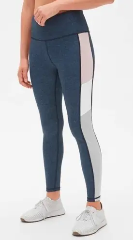 GAPFIT BLACKOUT TECHNOLOGY Navy Blue/Pink/Gray Colorblock Leggings Size Small Gray