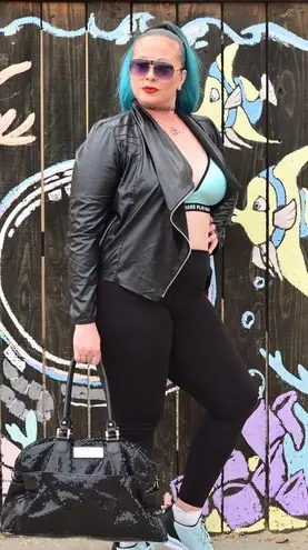 2X pLeather crop zip up long sleeve blouse