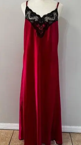 Vanity Fair Vintage  Long Nightgown Red Lace Shiny Satin USA Slip Gown Size large