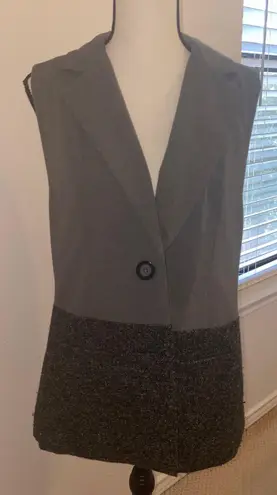 CAbi Over The Moon Sleeveless Blazer Vest Size Medium Two Toned Gray Size Medium
