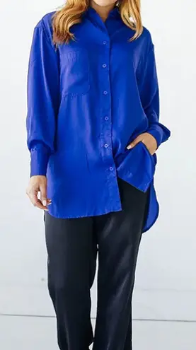 61. En Merci Royal Blue Button Down Blouse Women’s Size L Size L
