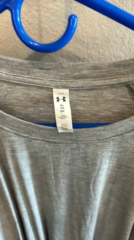 Under Armour Long sleeve Workout Top