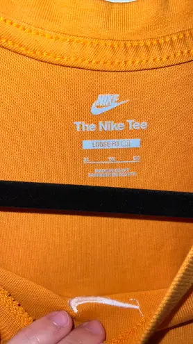 Nike T-shirt