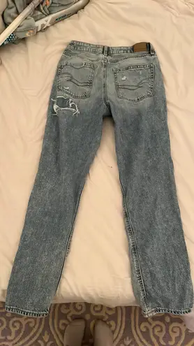 American Eagle Outfitter Mom Straight Jeans