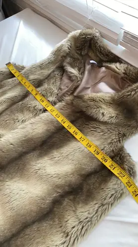 Fenn Wright Manson vest faux fur open front fold down collar lined size large