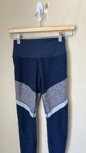 Alo Yoga ALO Navy And Grey Heathered Leggings 