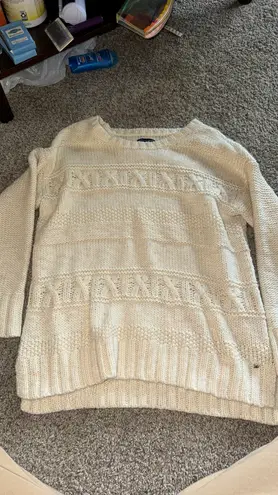 American Eagle Outfitters Sweater