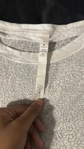 Lululemon T-Shirt