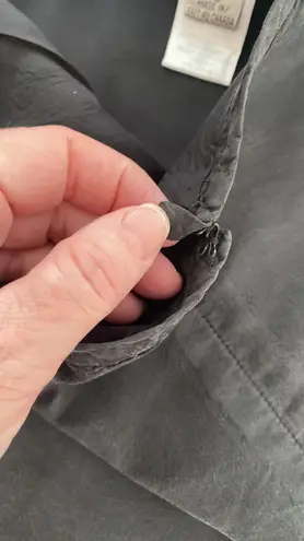 Sunny Leigh Sunny Choi straight skirt ruched side ruffles at bottom side zip 100% silk Sz 10