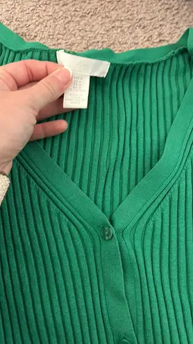 H&M Sweater thumbnail 2