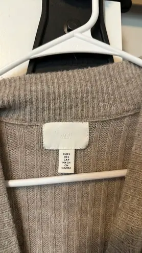 H&M  Sweater - Image 4