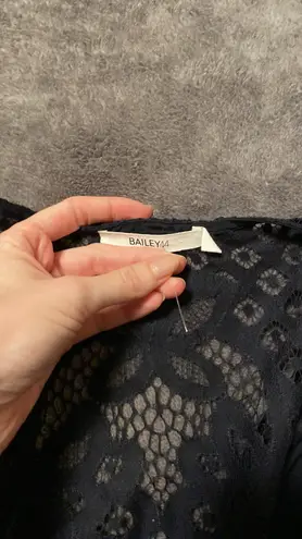 Bailey44 NWOT lace inset cascara blazer in navy blue