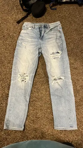 American Eagle Mom Straight Jeans