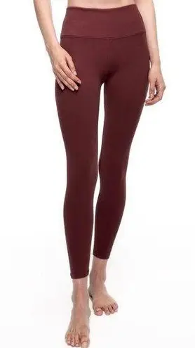 Avocado Supplex Universal Legging in Carmine