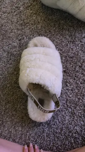 UGG  Yeah Fluff Slides Women’s Cream 9 - Image 3