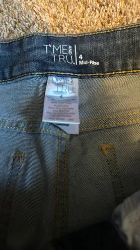 Time & Tru Jean Shorts 