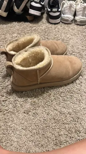 UGG Ultra Mini Boot (sand)